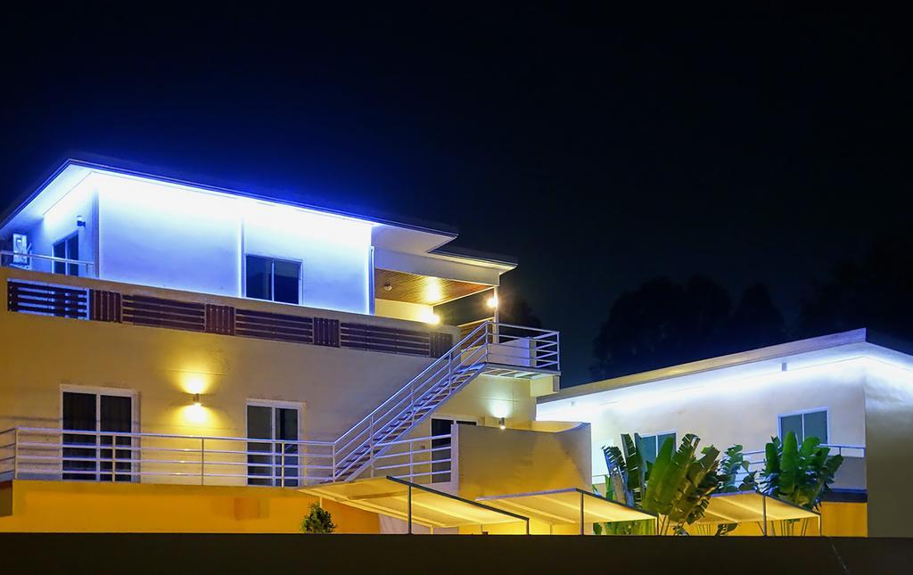 Gp Rooms Pool Guesthouse Pattaya Rum bild